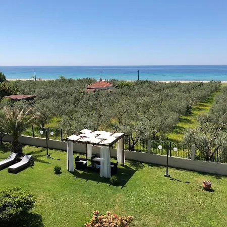 Pansion Argo * ネア・ムダニア